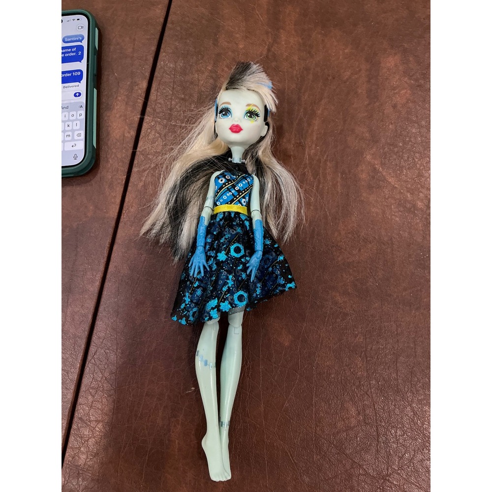Mattel Monster High Frankie Stein Dance the Fright Away Doll Blue Dress Mask